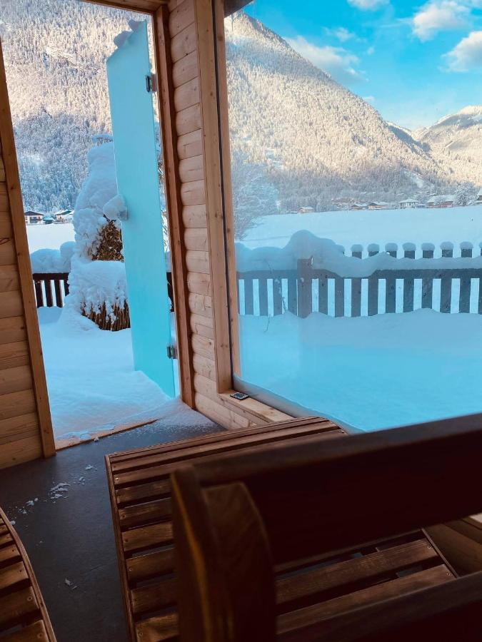 Forest Chalet Retreat: Mountain Views, Sauna & Garden Oasis Golling an der Salzach Exterior photo