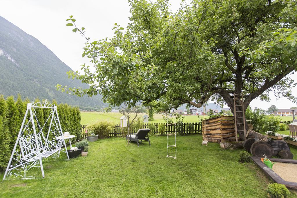 Forest Chalet Retreat: Mountain Views, Sauna & Garden Oasis Golling an der Salzach Exterior photo