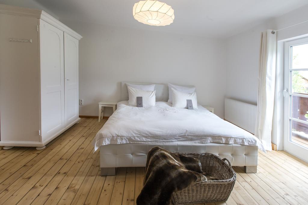 Forest Chalet Retreat: Mountain Views, Sauna & Garden Oasis Golling an der Salzach Room photo