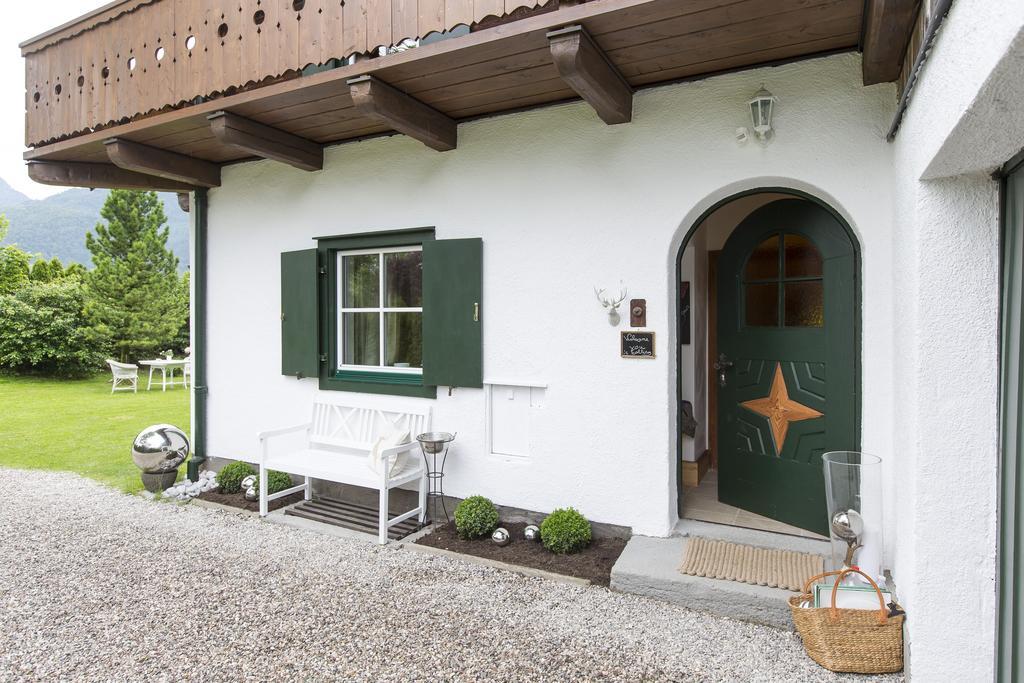 Forest Chalet Retreat: Mountain Views, Sauna & Garden Oasis Golling an der Salzach Exterior photo