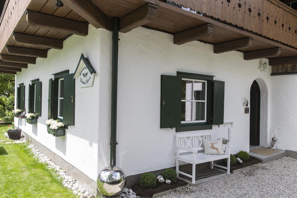 Forest Chalet Retreat: Mountain Views, Sauna & Garden Oasis Golling an der Salzach Exterior photo